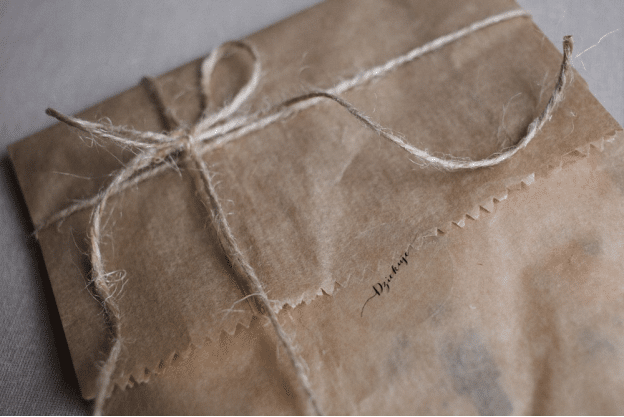 4 Features To Look For In Your Package Tracking App